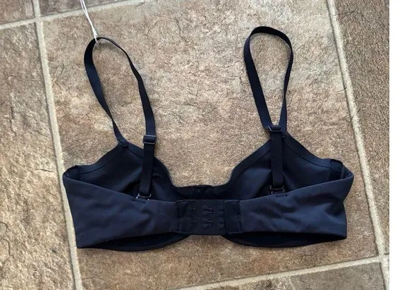 Skims Fits Everybody Unlined Demi Bra Size 32B Onyx - Image 4