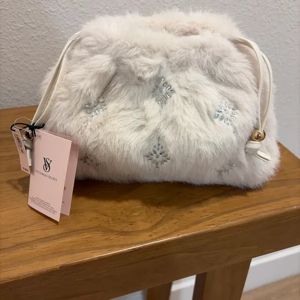 Victoria's Secret plush bag 3 peace - Image 2