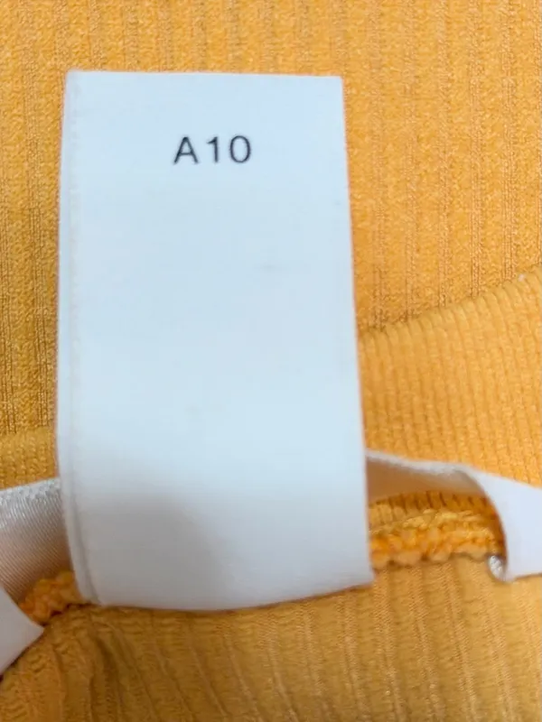 H&M Women’s Long Sleeve Ribbed Crop Top Yellow Size Small - Image 4