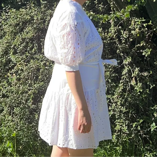 Chic White Eyelet Mini Dress Size undefined - Image 3