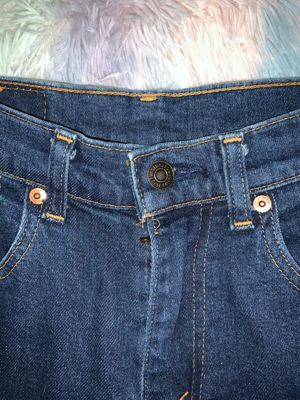 Levi's Dark Wash Mom Jeans - Image 5