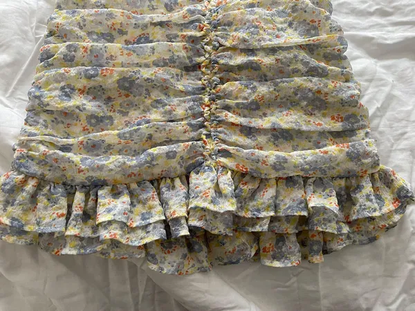 Ruby and Jenna strapless floral keyhole dress - Image 5