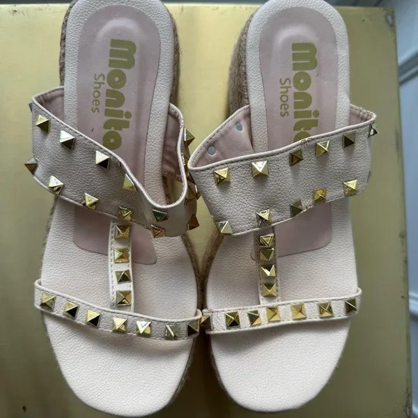 Studded Beige Platform Sandals Size 6 - Image 2