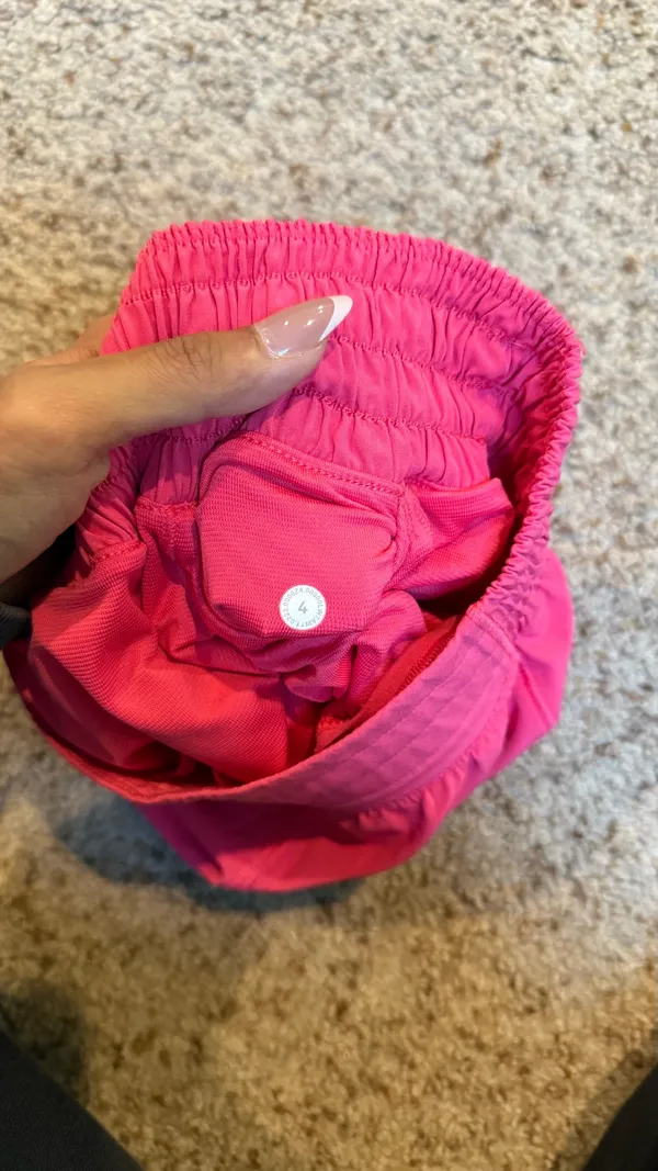 Lululemon High-Rise Hotty Shorts - Image 3