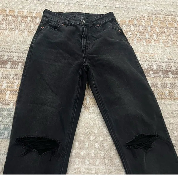 American Eagle Jeans - Image 2