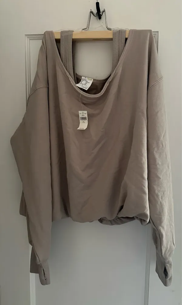 Aerie OFFLINE Sweatshirt - Image 9