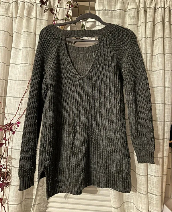 Charlotte Russe Sweater - Image 3