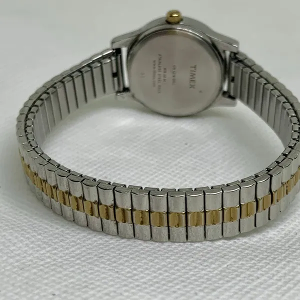 Timex indiglo women’s watch silver gold tone mother of pearl dial 25mm running - Image 5