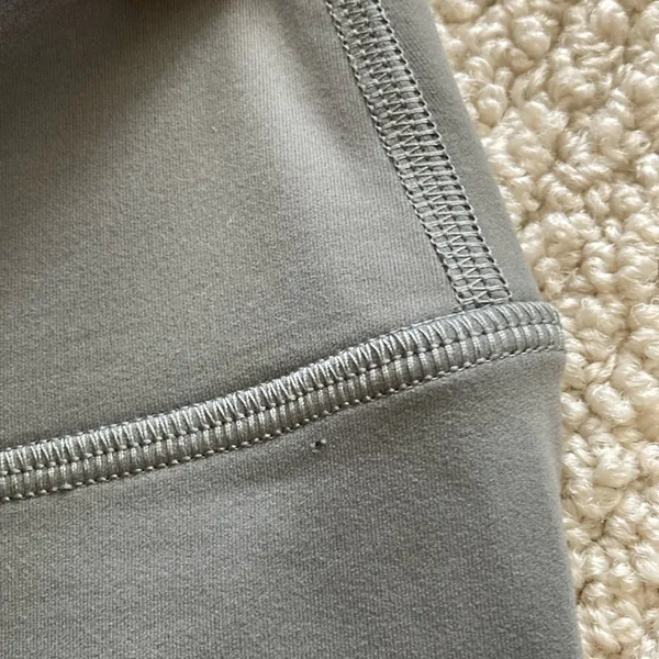 Lululemon Wunder Train High Rise Shorts 8” Size 6 Grey Sage Green Everlux EUC - Image 4