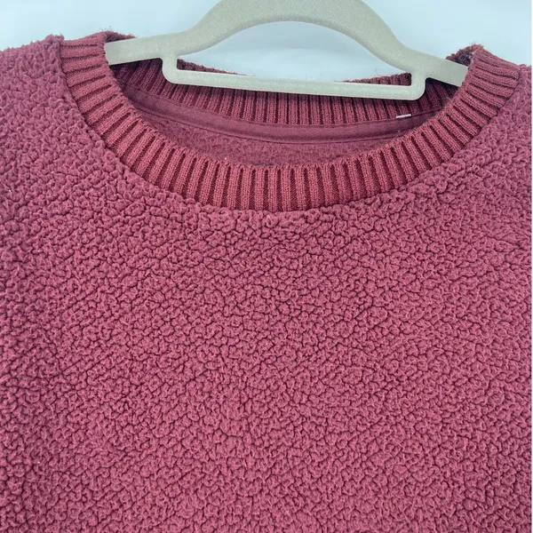 Abercrombie & Fitch Sherpa Womens Top Sz M Cozy Preppy Burgundy Athleisure Soft - Image 3