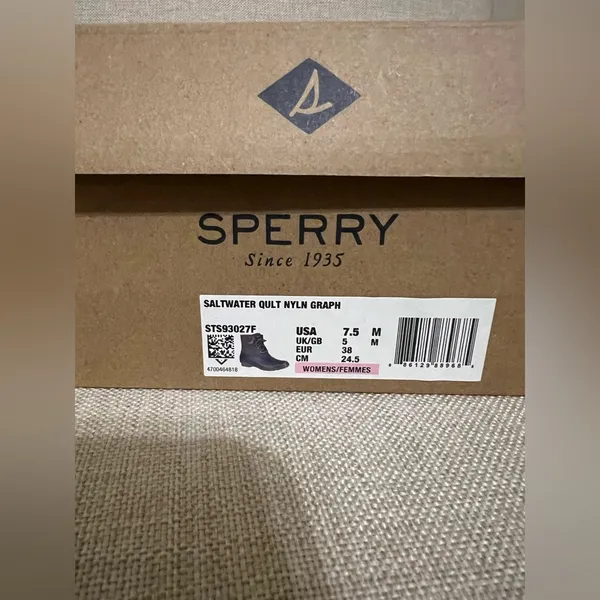 Sperry Saltwater Quilt Boots- 7.5 Women’s - Image 3