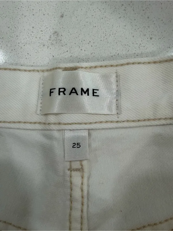 Frame Denim White Mid-Rise Denim Shorts - Image 6