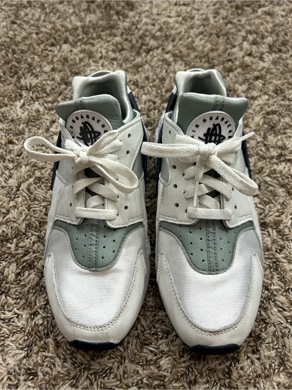 Nike Womens Air Huarache Photon Dust Mica Green Sz 9 - Image 2