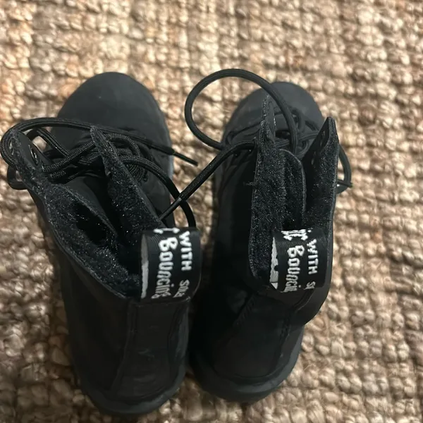Dr. Martens 1460 MONO FUR LINED Sold Out Size 37 - Image 4