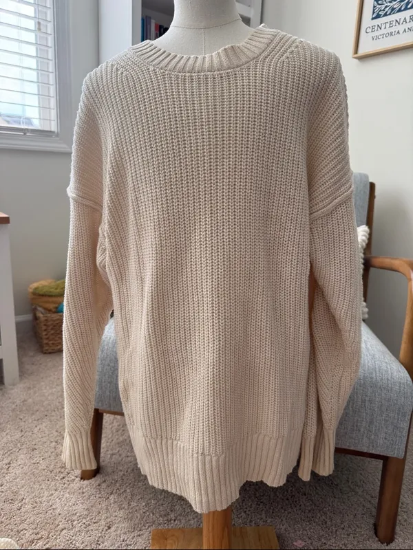 American Eagle Long Weekend Crewneck Sweater in Cream XXS - Image 2