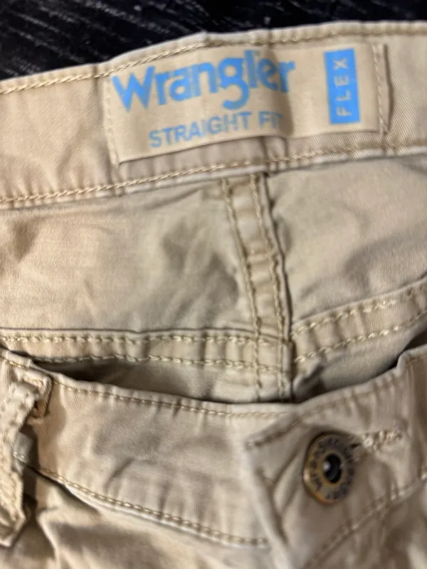 Wrangler Khaki straight fit jeans - Image 3