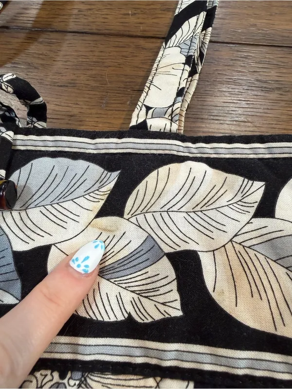 Vera Bradley Black & Cream Floral Quilted Tote​ - Image 8