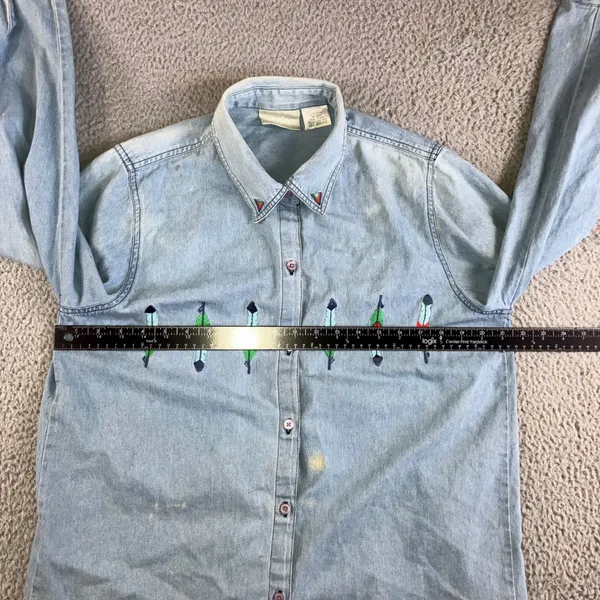 220 Hickory‎ Denim Button Up Shirt Women M Embroidered Feather Western Chore Vtg - Image 5