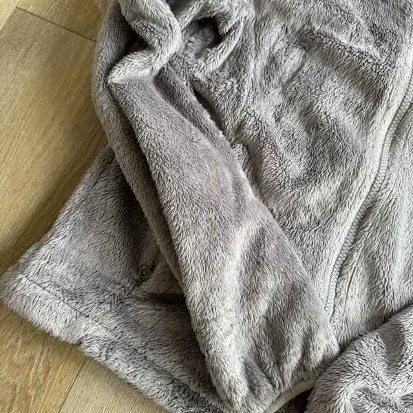 The North Face Gray Fleece Jacket - Image 2