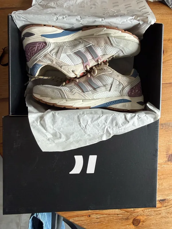 2003 Glow Rush Coolway Sneakers - Image 5
