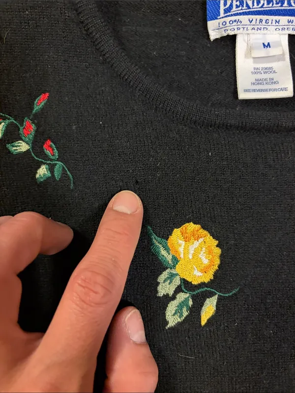 Pendleton Wool Black Sweater with Red and Yellow Rose Embroidery - Image 5