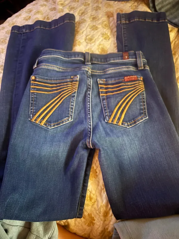 7 For All Mankind - Image 2