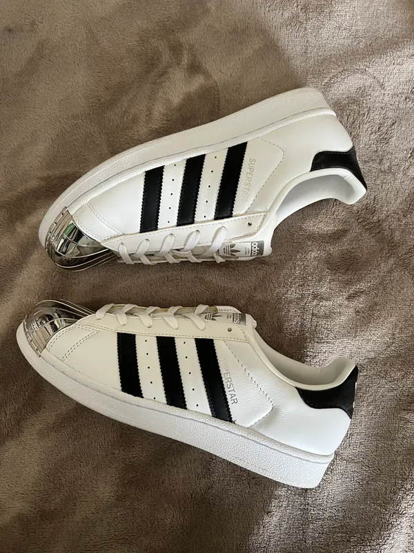 Adidas Superstar Tennis Shoes - Image 6