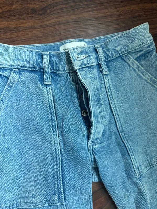 Abercrombie & Fitch blue denim cargo jeans Size 25" #denim #highwaisted Barely warn Thick soft material - Image 3