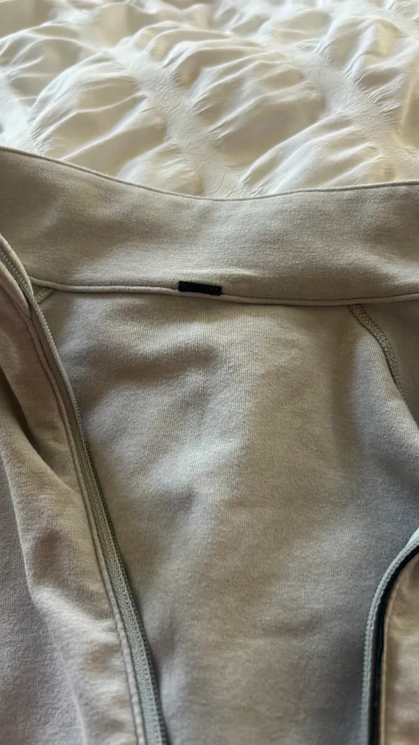 Men’s Lululemon Quarter Zip XL  - Image 5