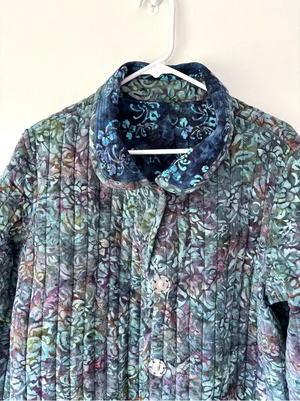 Blue Floral Quilted Reversible Button Front Jacket Vintage Inspired Grandmacore - Image 10