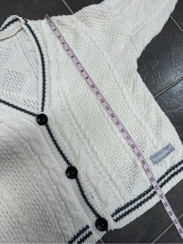 Taylor Swift Folklore Album Era Cable Knit V-Neck Button Cardigan Sweater MD/LG - Image 12