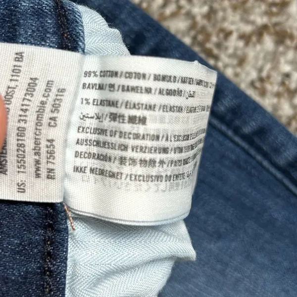 🦋 Abercrombie and Fitch Dark Wash Denim Skinny Jeans 2R 26 - Image 3
