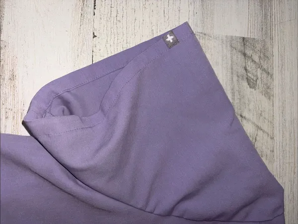Figs Women's V-Neck Scrub Top in Lavender Size XL - Image 3