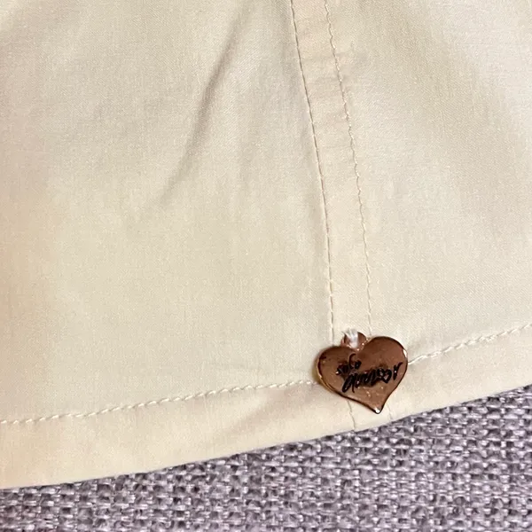 Solo Amor Short Sleeve Blouse - Image 2