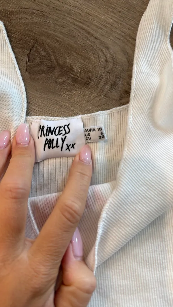 Princess Polly crop top - Image 3