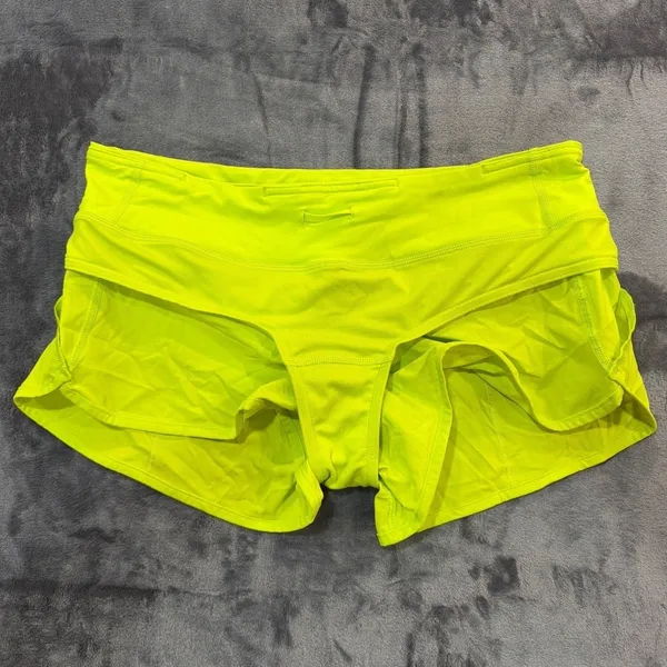 Lululemon Speed Up Low-Rise Lined Shorts Womens Neon Yellow W7AEVS 8 - Image 6