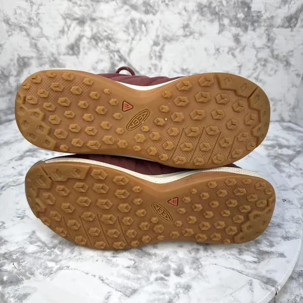 KEEN Explore Waterproof Hiking Shoes Size 7.5 Tawny Port Red Low Trail Sneakers - Image 10