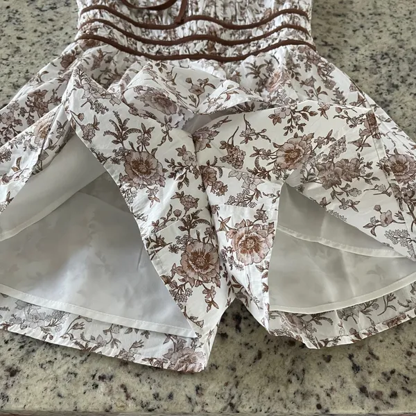 Francesca's Floral Romper Womens Medium White Brown Cottagecore Tiered‎ Ruffle - Image 7