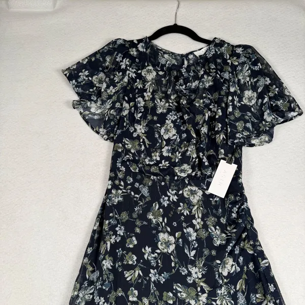 ASTR The Label Flutter Sleeve Floral Maxi Dress‎ Womens XS Navy Blue Flowy New - Image 4