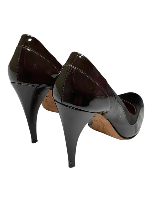 BCBG MaxAzria 𑁍 Shiny Patent Leather + Satin Pumps Carved Heels 𑁍 Cocoa 8.5 𑁍 - Image 3
