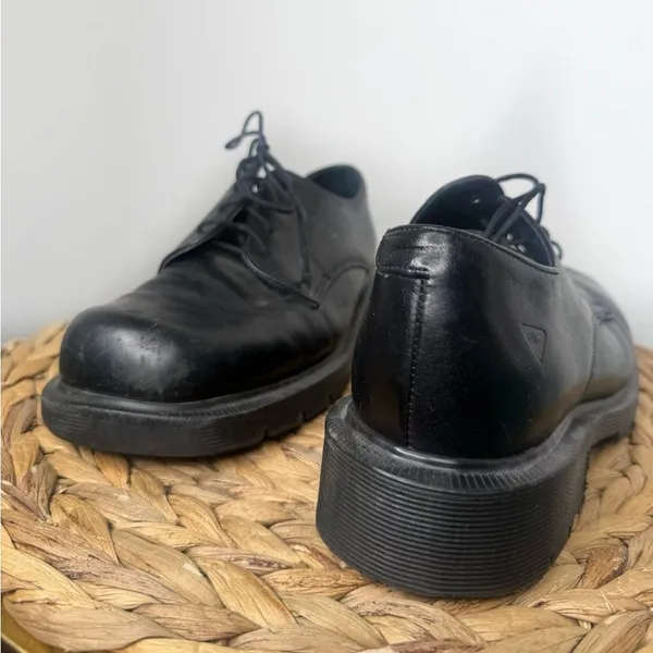 Vtg Dr. Martens Oxfords Lace Up Shoes Black Leather Derby Made in England Chunky - Image 4