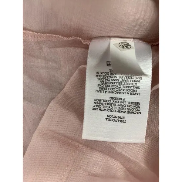 Express Women's Super Light Pink Casual Top - Image 4