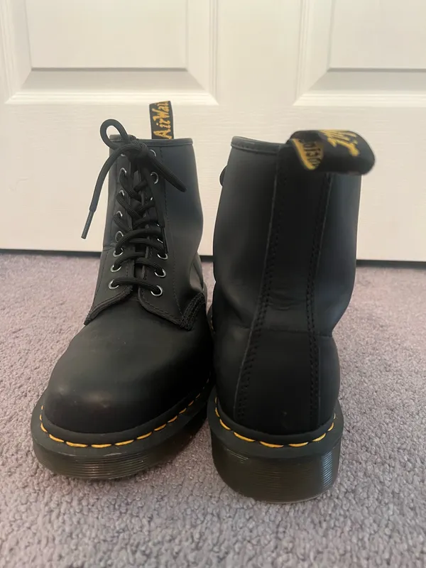Dr. Martens Boots 1460 Greasy Leather Lace-Up - Image 4
