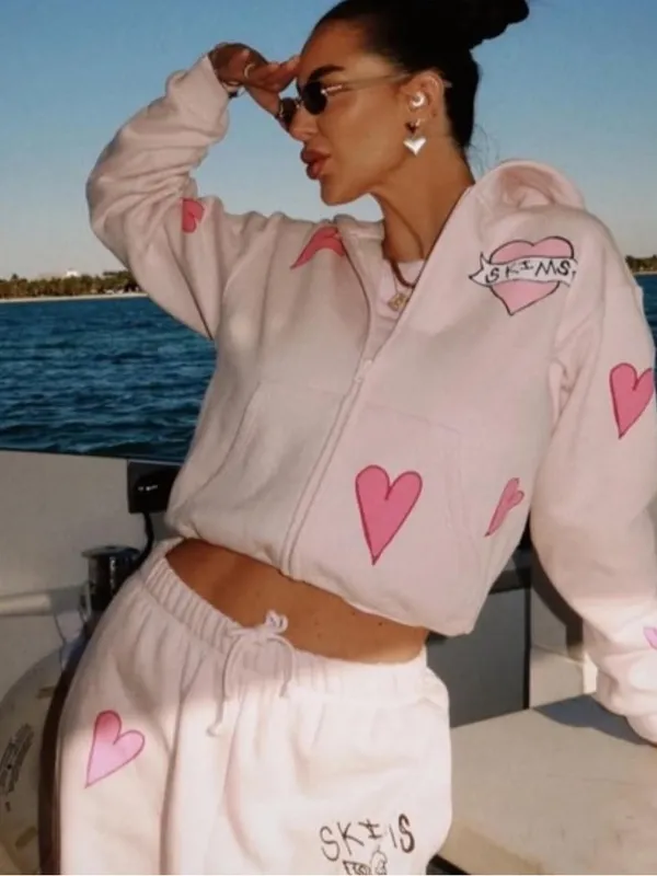 E.D (Clst) Cotton Fleece Classic Zip up hoodie | Barely Pink Heart | Size Large. - Image 2