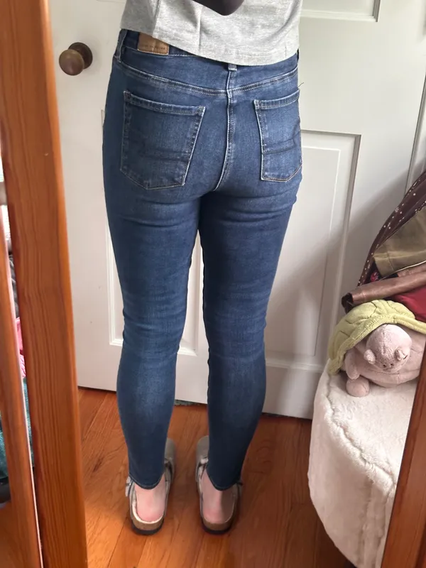 American Eagle Skinny Jeans - Image 4