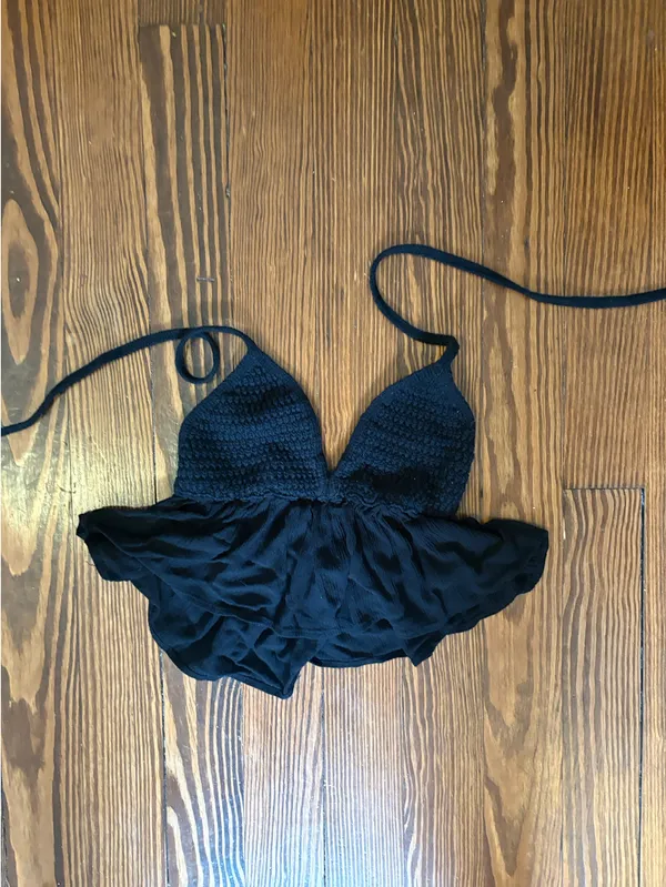 cute black halter top - Image 2