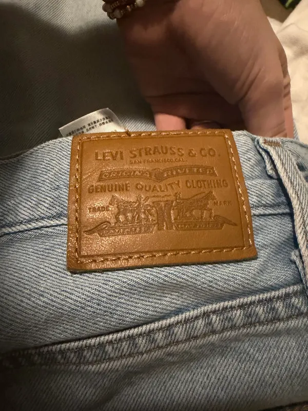 Levi’s Dad Baggy Jeans - Image 3