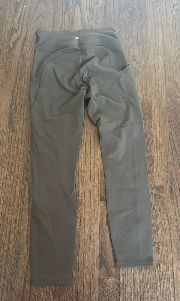 Align Leggings With Pockets - Image 3