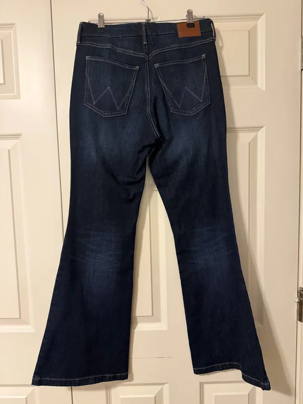 Wrangler Flare Jeans - Image 2