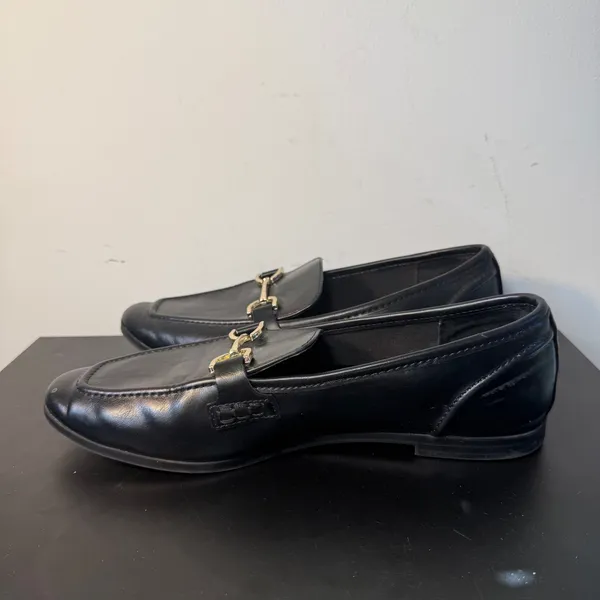 A New Day Womens 8 Black Gold Buckle Loafers Almond Toe Slip On Flat‎ Shoes Chic - Image 8